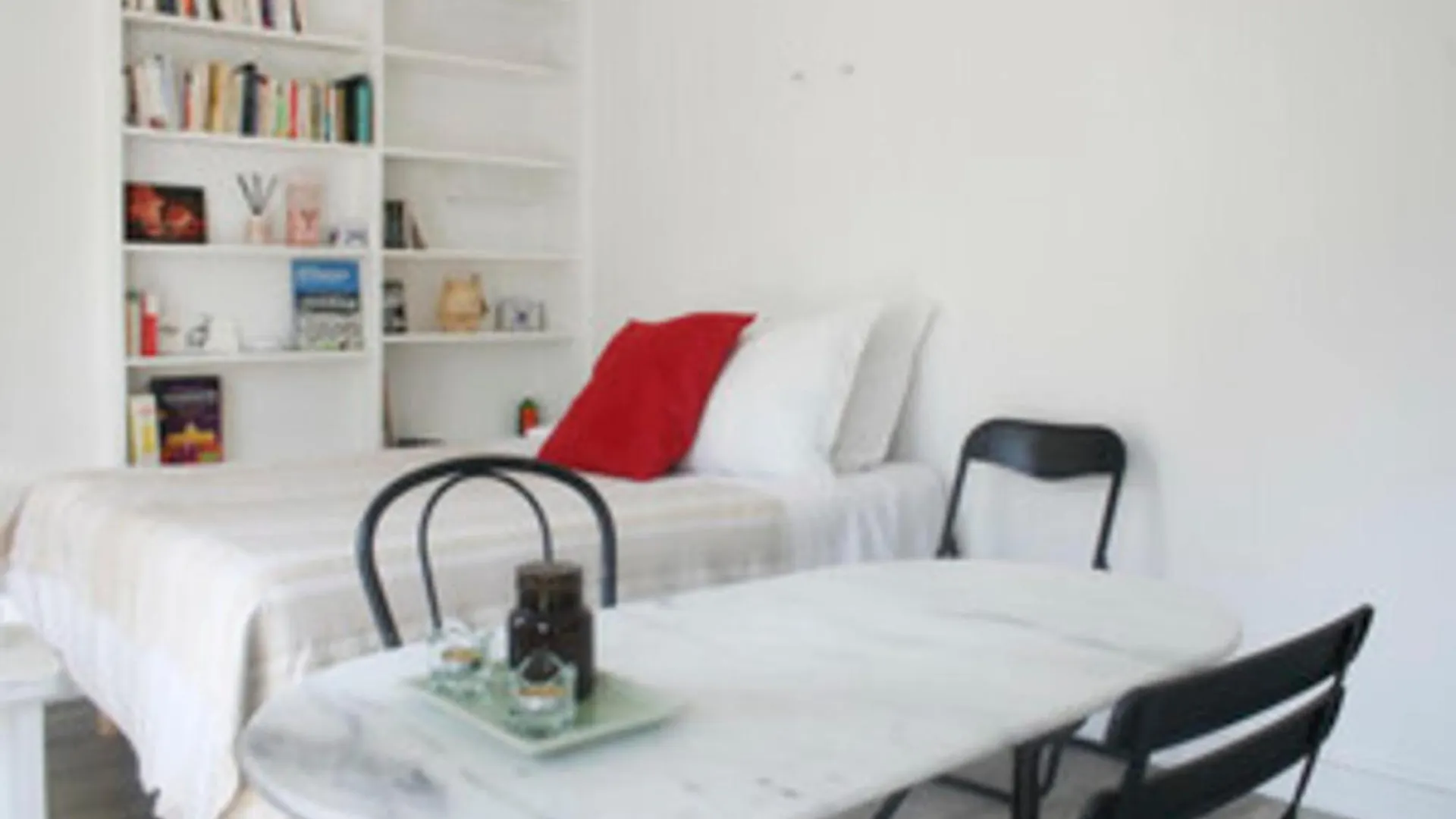 Coquettish Apartment In Passy Near Eiffel Tower Paris