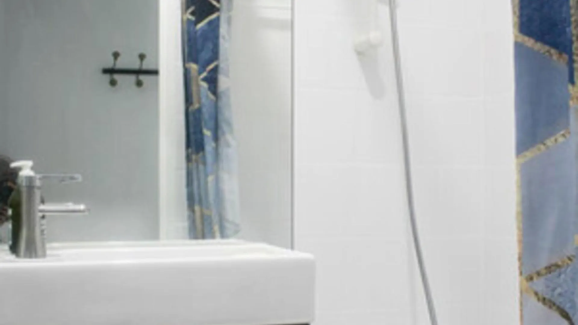Coquettish Apartment In Passy Near Eiffel Tower Paris France